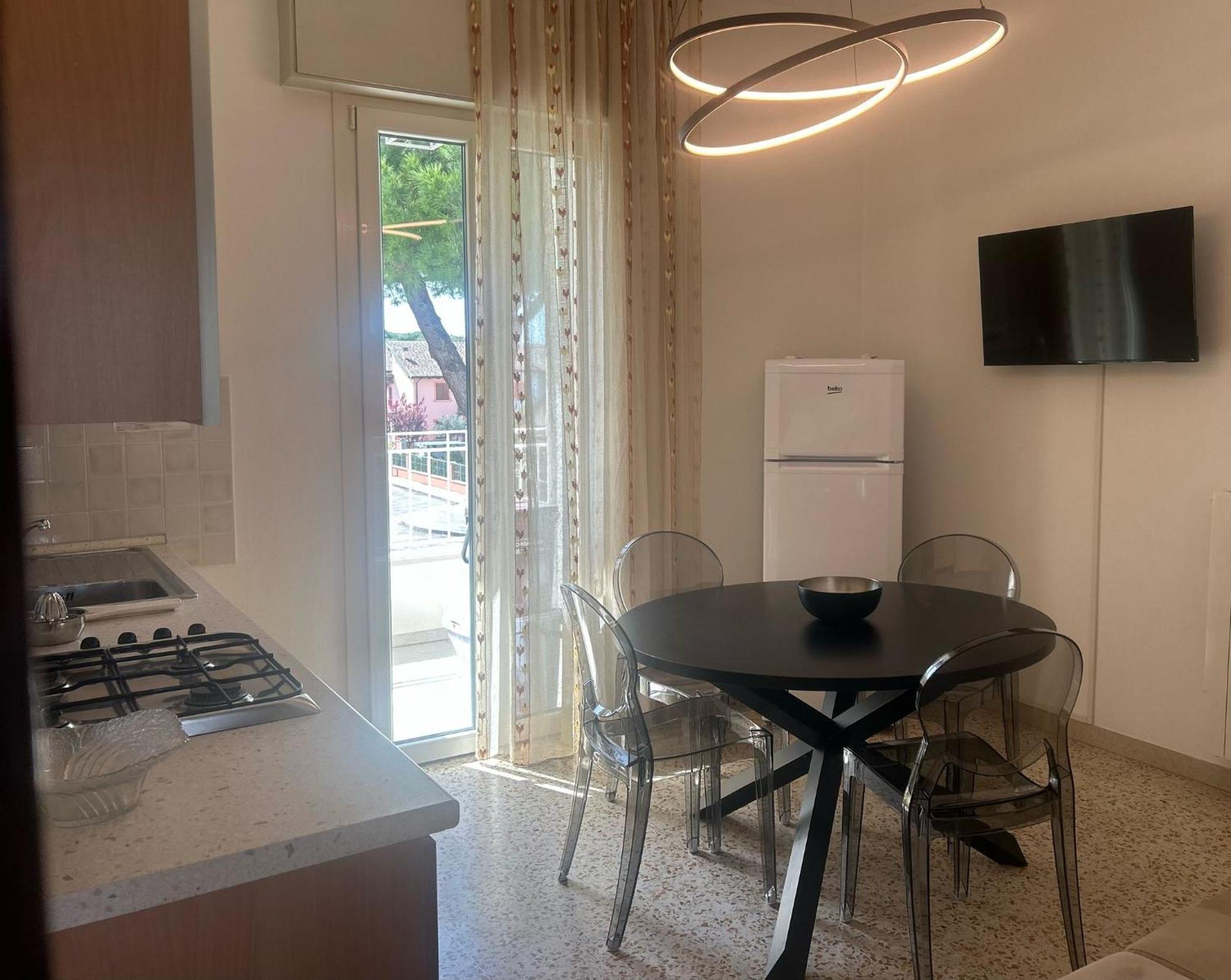 Cv006 - Cervia, Elegante Bilocale Con Aria Condizionata Exterior foto